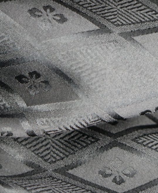 紋付袴レンタル・成人式・結婚式・卒業式|黒　菱に花菱と若松菱[身長180cm対応]No.315